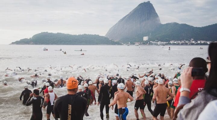 Dicas para um bom desempenho na NATAÇÃO NO MAR,  em PISCINA ou Natação no Triathlon